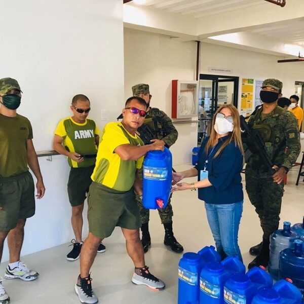 SSU gives 100 gallons of hand sanitizer to Philippine Army