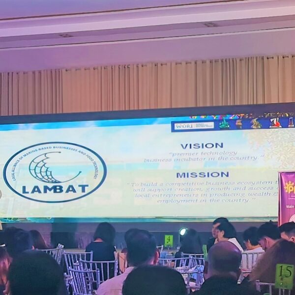 Dr. Cardoso graces Philippine Startup Week, presents Managing & Sustaining a TBI